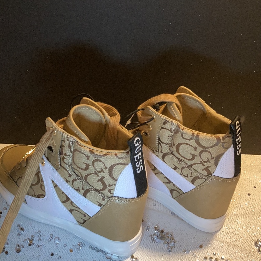Guess athletic hi tops - Picture 6 of 16